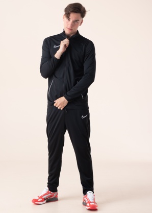 Nike dressid | Weekend.ee