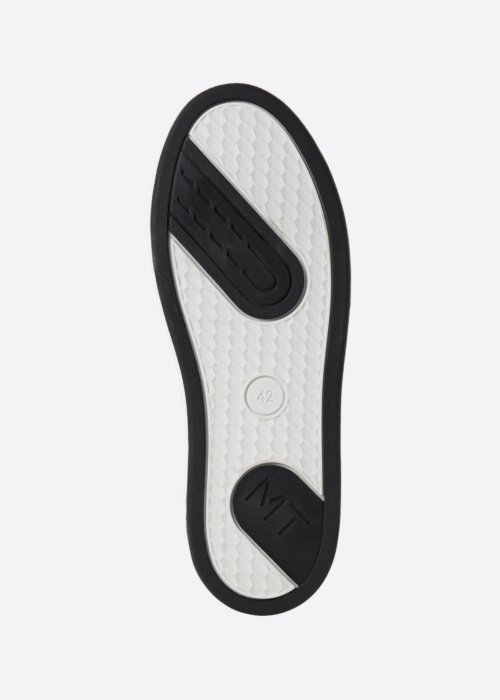 Marco Tozzi tennised