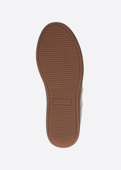 Кроссовки Caprice