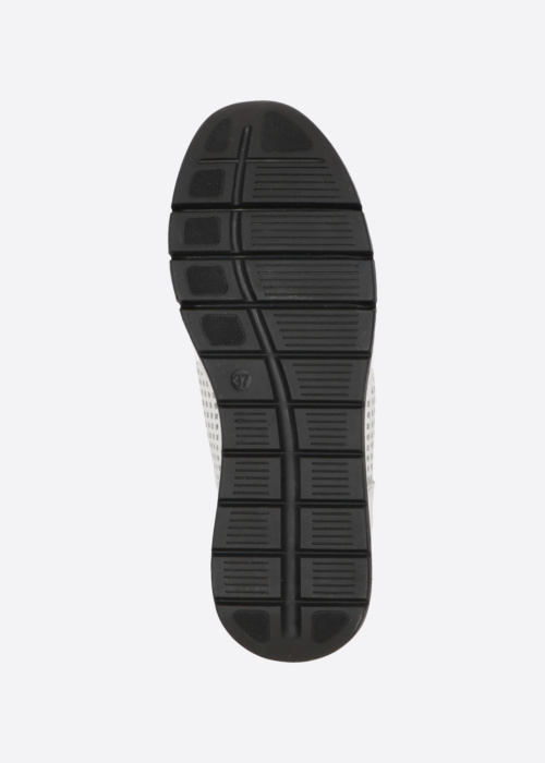 Кроссовки Caprice