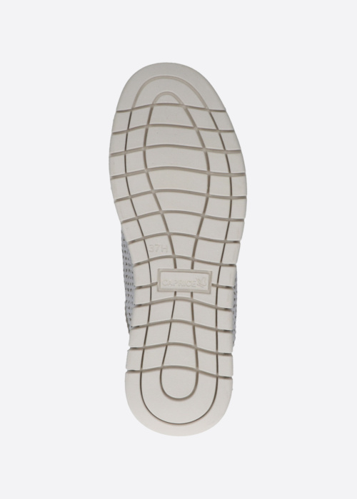 Кроссовки Caprice