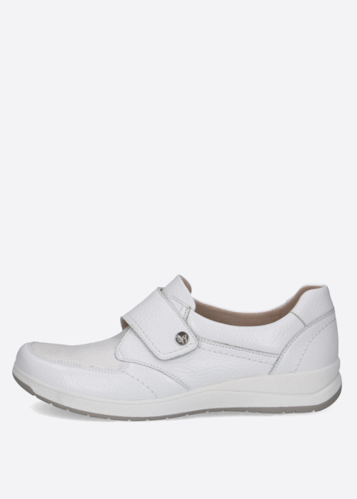 Кроссовки Caprice