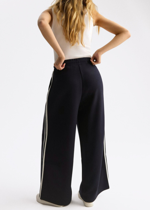 Спортивные штаны Lorina Diverse