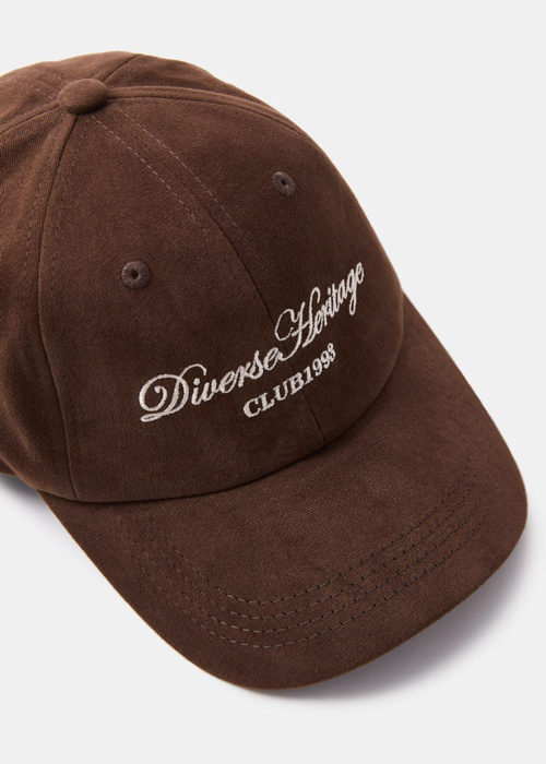 Diverse nokamüts Colari