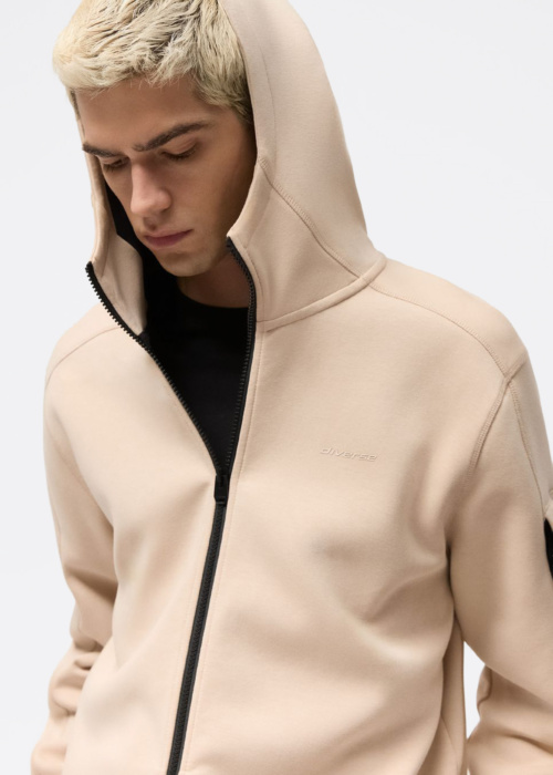 Diverse pusa Interzip