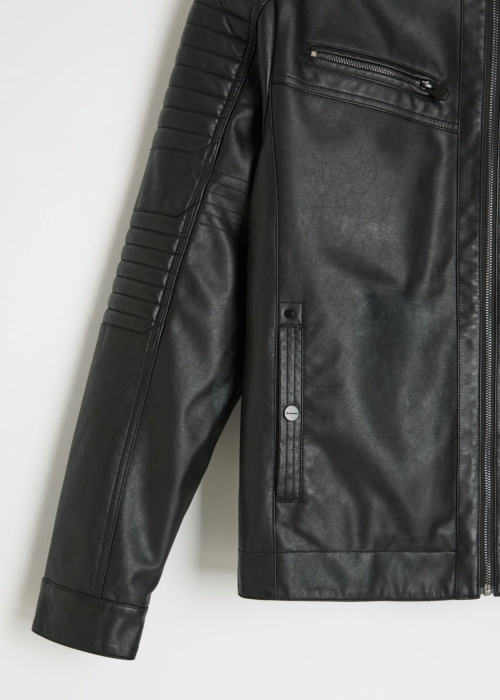 Diverse tagi Derunion 261