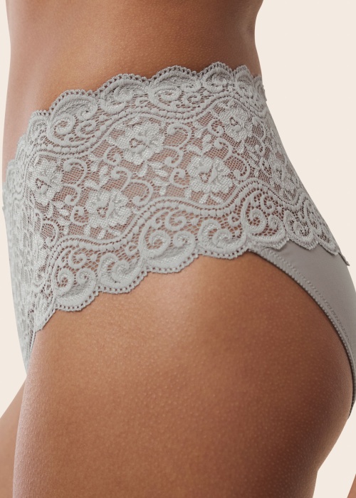 Трусики Amourette Maxi Triumph