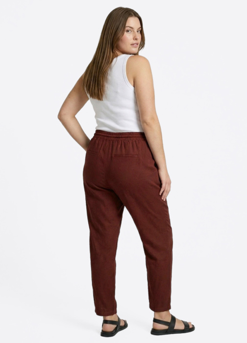 Vero Moda Curve püksid Jesmilo