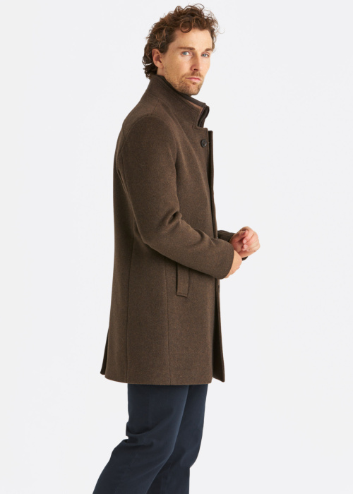 Erla of Sweden mantel