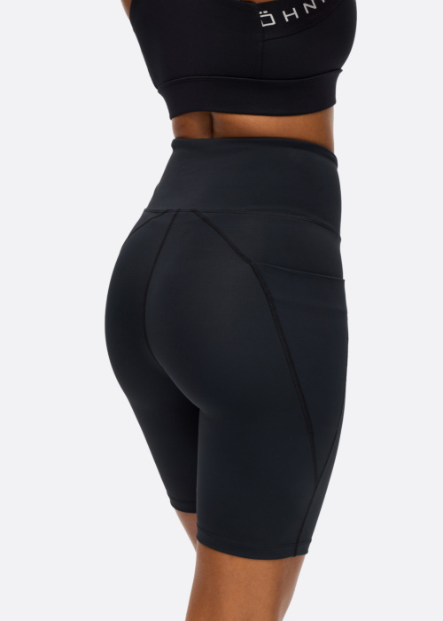 Röhnisch lühikesed spordiretuusid Flattering Bike