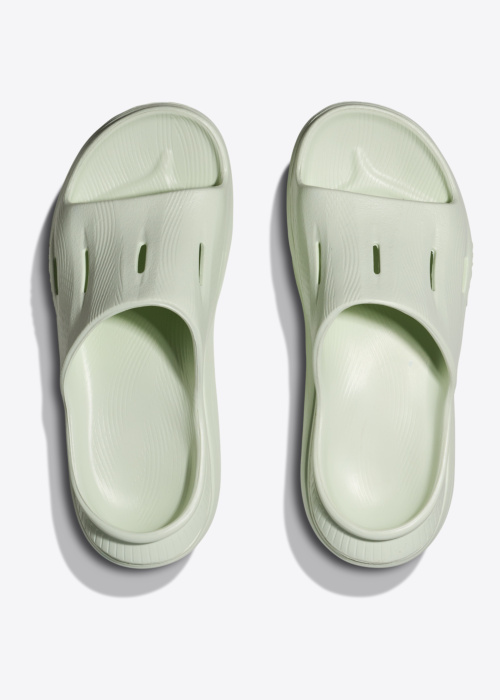 Hoka basseiniplätud