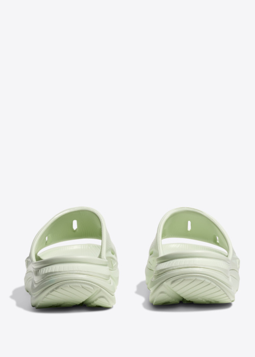 Hoka basseiniplätud