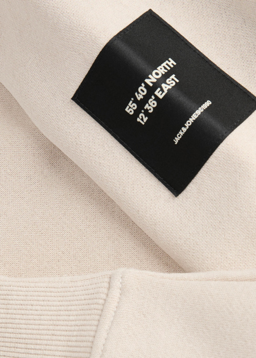Jack & Jones pusa Cleveland