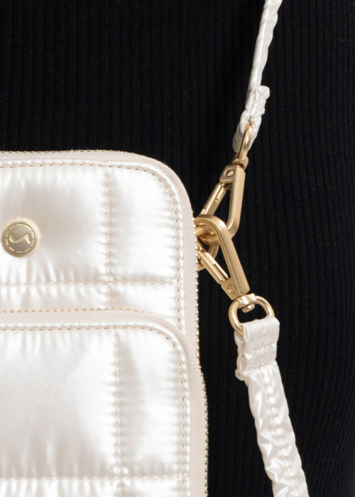 Мобильная сумка Leonie Ara