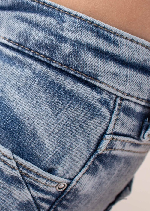 Only teksapüksid Carmen