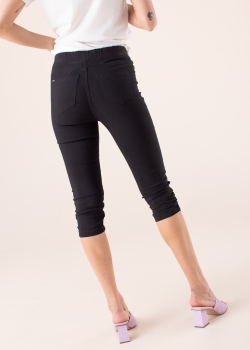 Штаны до колена Keira b.young