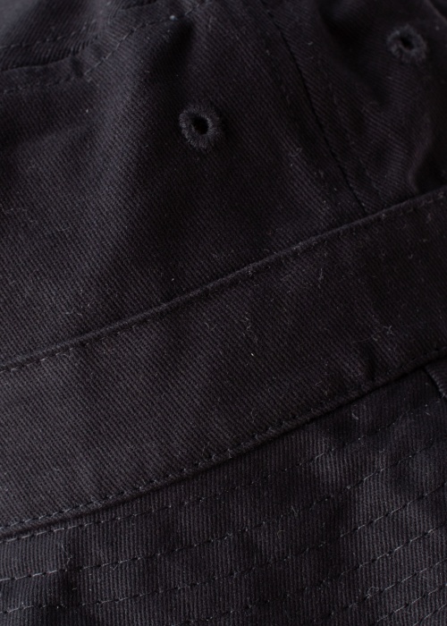 Шляпа Bucket Guess