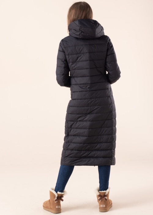 Vila sulemantel Manya