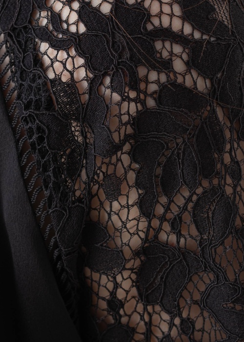 Guess pluus Faustine