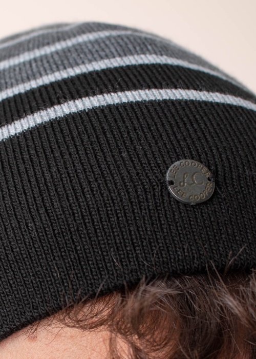 Зимняя шапка Lee Cooper