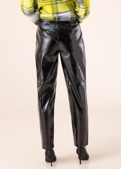 Only pikad püksid Ruth