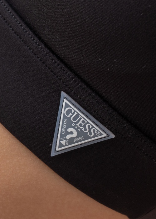 Топ для тренировки Evalyn Guess