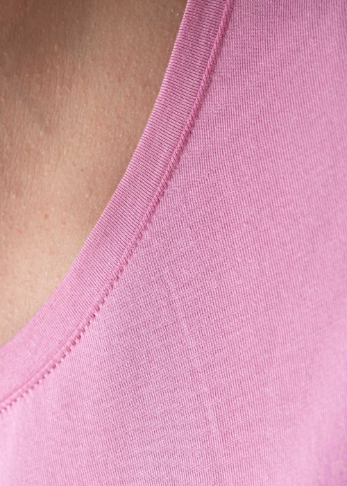 b.young pluus Pamila