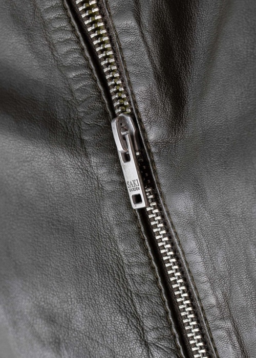 Кожаная куртка Jana Saki