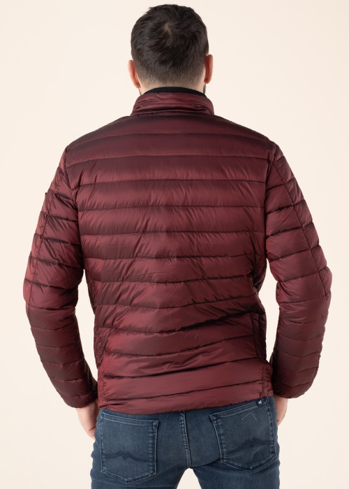 Пуховик Guess