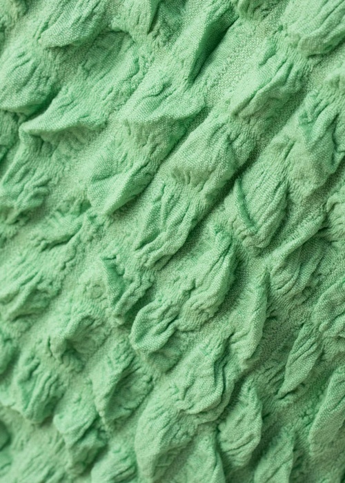 Selected pluus Monika