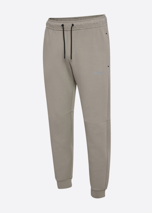 Спортивные штаны Tech Fleece Regular Hummel