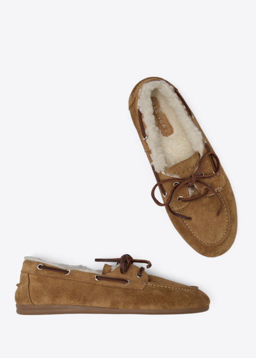 Pavement mokassiinid