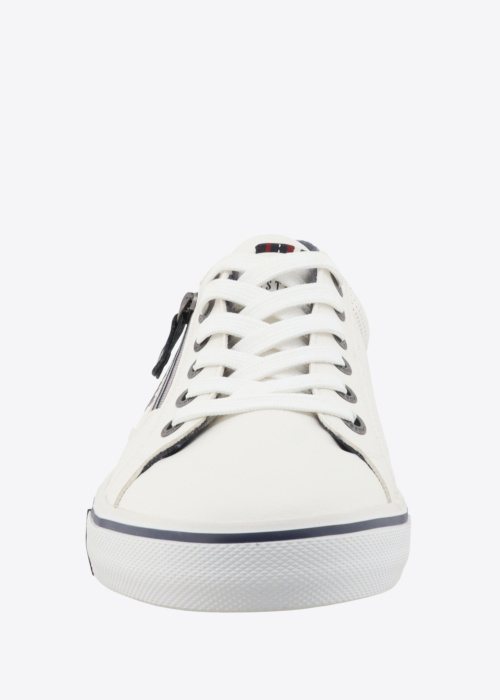 Mustang tennised Ignazio