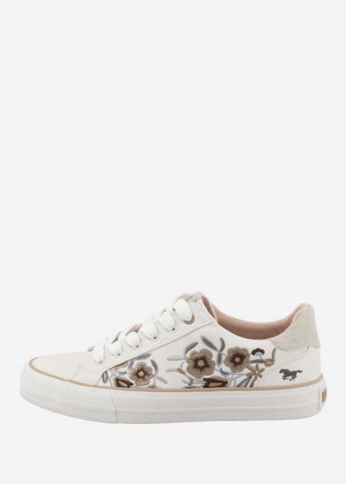 Mustang tennised Ulla