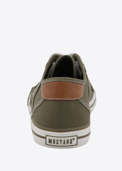 Mustang tennised Winona