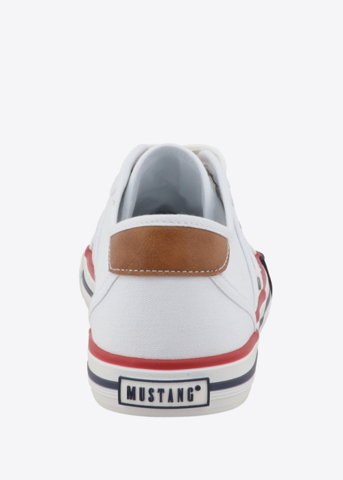 Mustang tennised Winona