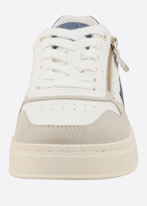 Mustang tennised Rosalia