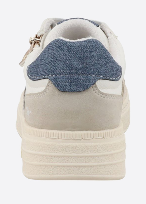 Mustang tennised Rosalia