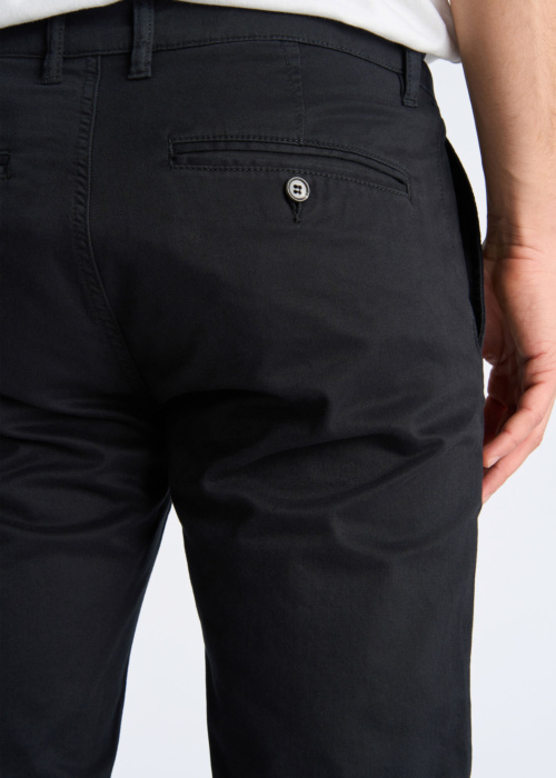 Lindbergh Black püksid Superflex Chino