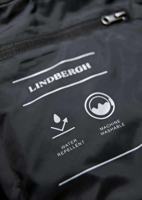 Весенне-осенняя куртка Lindbergh