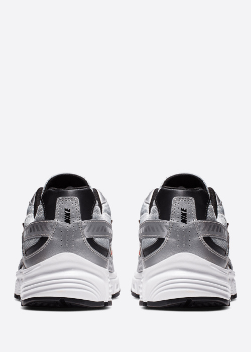 Nike vabaajajalatsid Initiator
