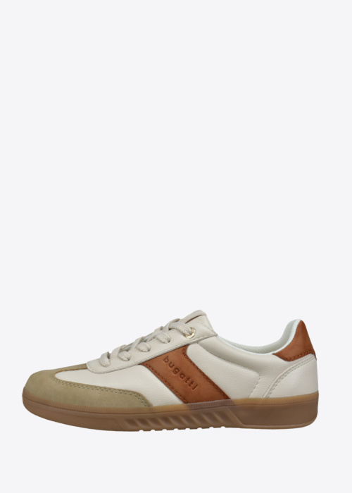 Bagatt tennised Alison Evo