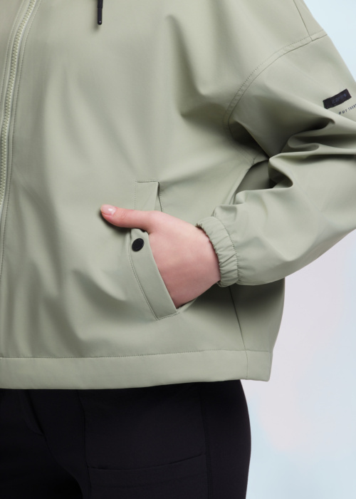 Весенне-осенняя спортивная куртка Adriam Icepeak