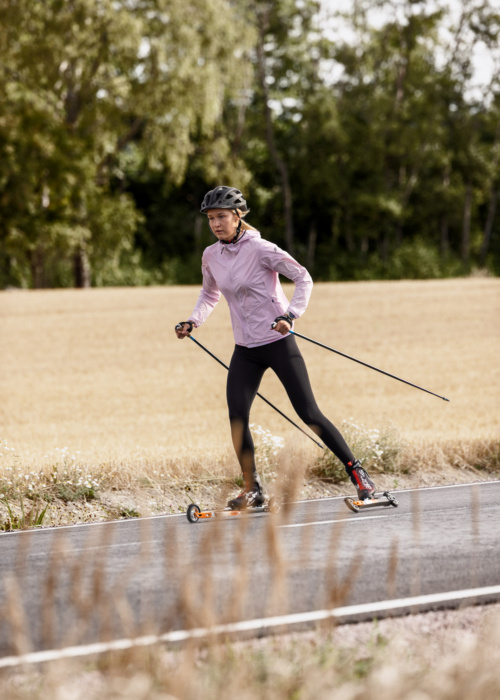 Весенне-осенняя спортивная куртка Merila Rukka