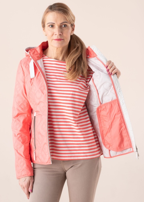 Весенне-осенняя куртка Gil Bret