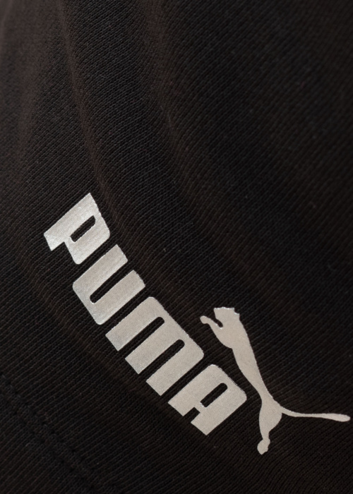 Puma shortsid