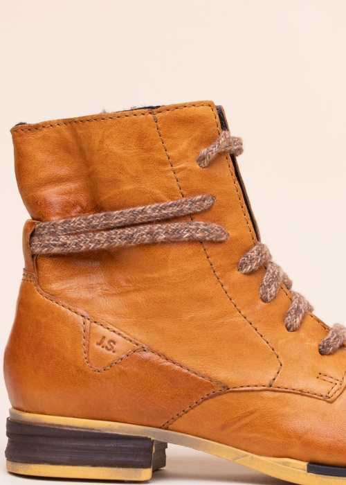 Josef Seibel poolsaapad Sanja 18