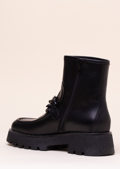 NeroGiardini poolsaapad Bologna