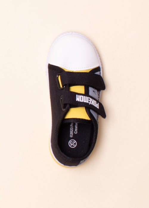 Leomil vilkuvad tennised Pokemon