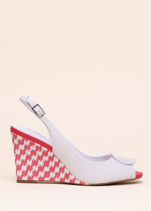 Loretta Vitale kingad